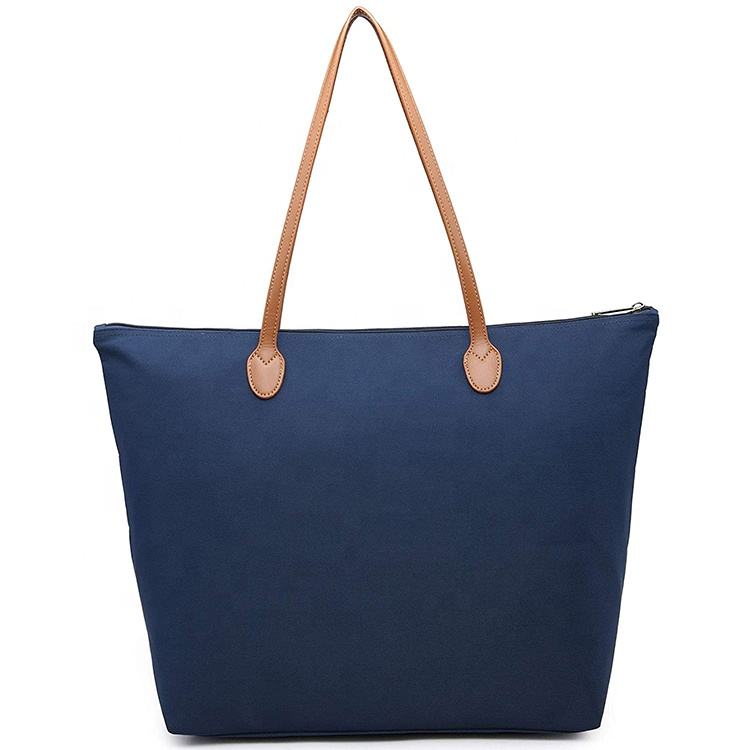 Handbags & Totes